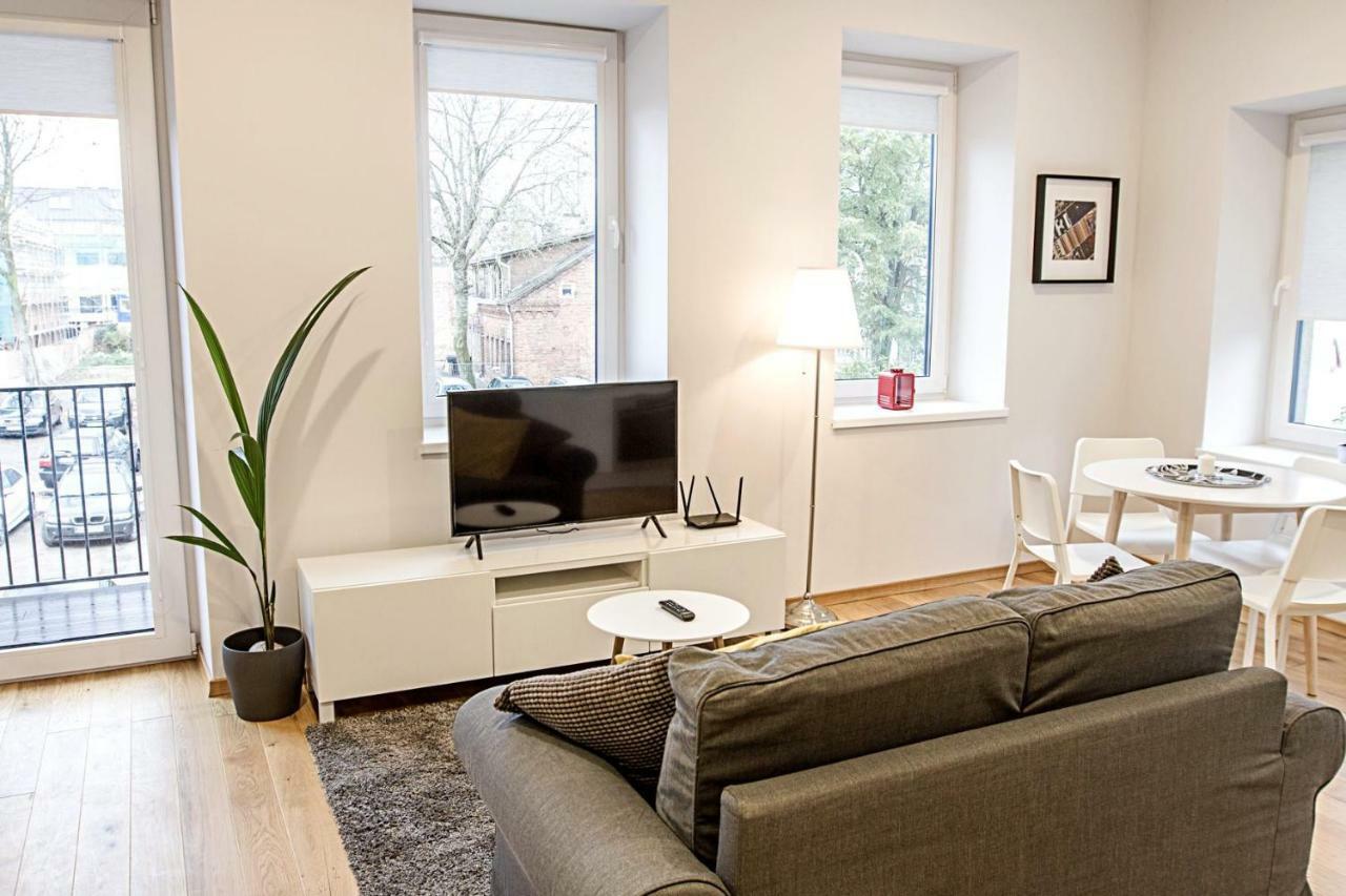 Modern 1Bd Apartment In Old Town By Hostlovers Kaunas Kültér fotó