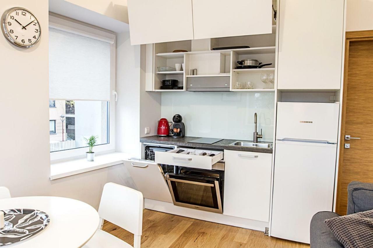 Modern 1Bd Apartment In Old Town By Hostlovers Kaunas Kültér fotó